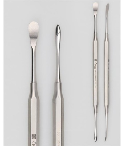 Queen  Doğrusal Oval-Sivri Periost Elevatörü Molt 7Mm-4Mm 19Cm - QRAS1H060